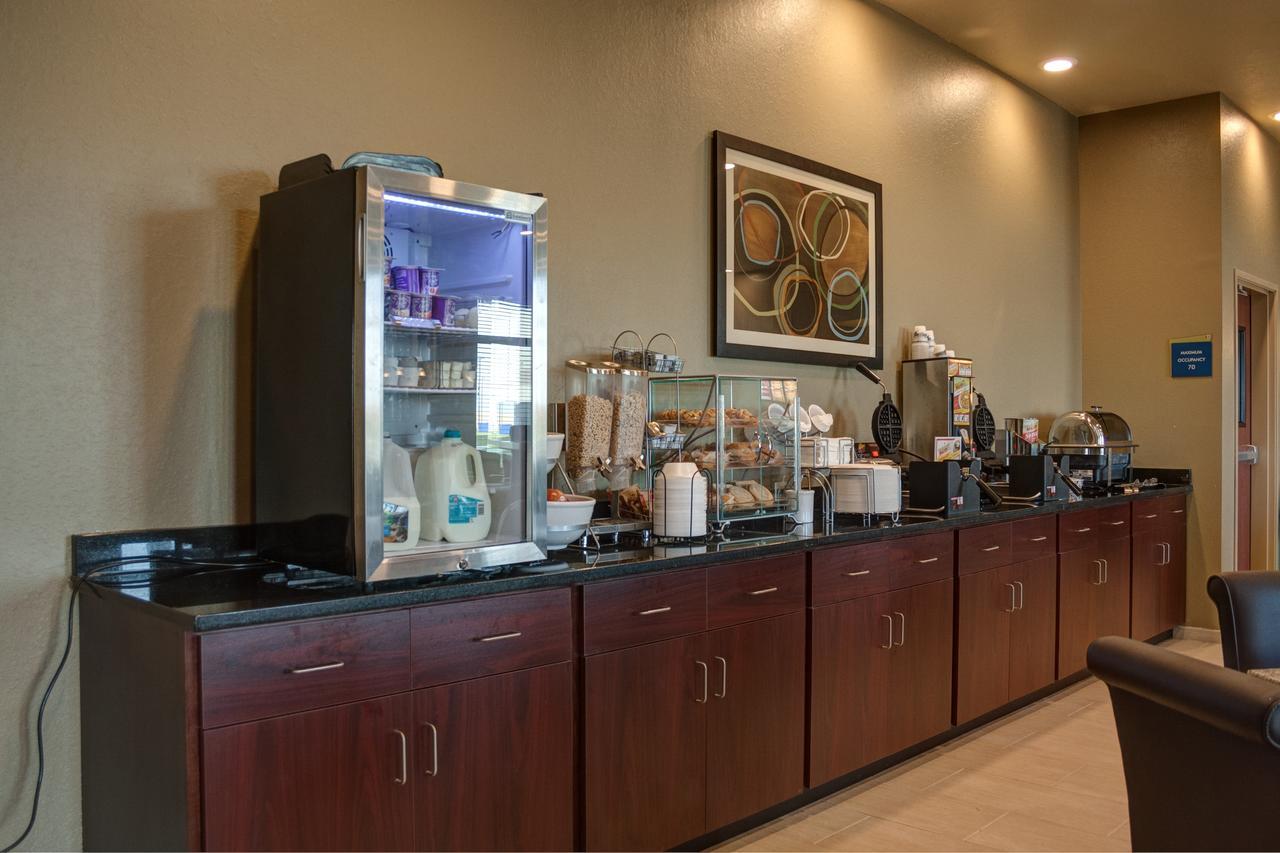 Cobblestone Hotel And Suites - Jefferson Εξωτερικό φωτογραφία